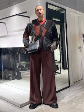 「アイテム（カーディガン/ボレロ）」を使った、はのやんさん（メンズ・182cm）の冬コーディネート