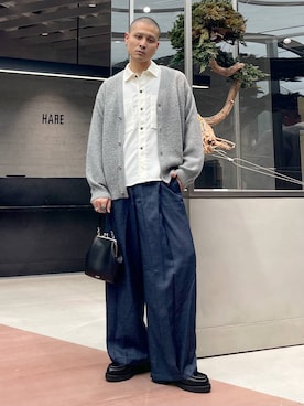 「HARE（ハレ）のエレガントボタンモヘアニットカーディガン(HARE)（カーディガン/ボレロ）」を使った、はのやんさん（メンズ・182cm）の秋コーディネート
