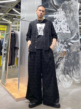 「アイテム（バングル/リストバンド）」を使った、はのやんさん（メンズ・182cm）の夏コーディネート