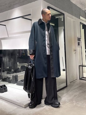 「アイテム（ステンカラーコート、グリーン系）」を使った、はのやんさん（メンズ・182cm）の冬コーディネート