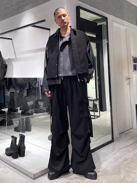 「アイテム（カーディガン/ボレロ）」を使った、はのやんさん（メンズ・182cm）の冬コーディネート