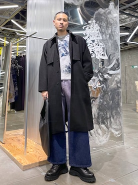 「坊主」｜「アイテム（ステンカラーコート）」を使った、はのやんさん（メンズ・182cm）の冬コーディネート
