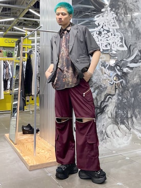 「アイテム（パンツ、レッド系）」を使った、はのやんさん（メンズ・182cm）の夏コーディネート