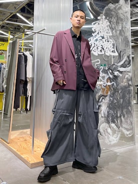 「アイテム（テーラードジャケット、レッド系）」を使った、はのやんさん（メンズ・182cm）の夏コーディネート