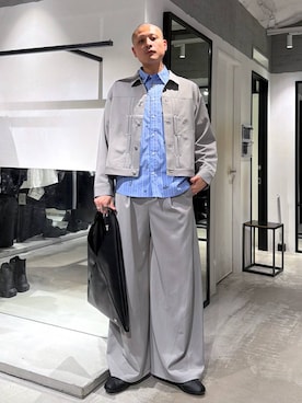 「HARE（ハレ）の3ディメンションワイドパンツ(HARE)（スラックス、グレー系）」を使った、はのやんさん（メンズ・182cm）の春コーディネート