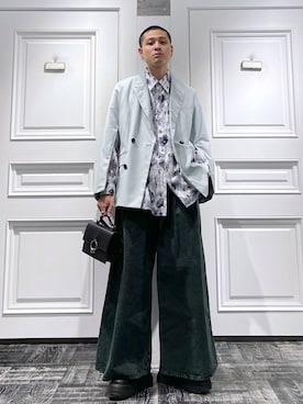 「HARE（ハレ）のアイテム（テーラードジャケット、グリーン系）」を使った、はのやんさん（メンズ・182cm）の春コーディネート
