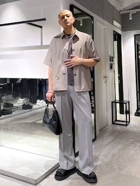 「HARE（ハレ）の【接触冷感】リラックススリムパンツ(HARE)（スラックス、グレー系）」を使った、はのやんさん（メンズ・182cm）の春コーディネート