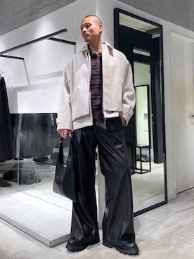 「アイテム（スラックス）」を使った、はのやんさん（メンズ・182cm）の冬コーディネート