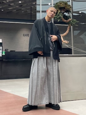 「アイテム（MA-1）」を使った、はのやんさん（メンズ・182cm）の秋コーディネート