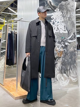 「坊主」｜「アイテム（ステンカラーコート）」を使った、はのやんさん（メンズ・182cm）の秋コーディネート