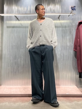 「アイテム（カーディガン/ボレロ）」を使った、はのやんさん（メンズ・182cm）の秋コーディネート