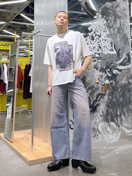 HAREラフォーレ原宿はのやんさんのデニムパンツ「ワイドフレアデニムパンツ(HARE)(HARE|ハレ)」を使ったコーディネート