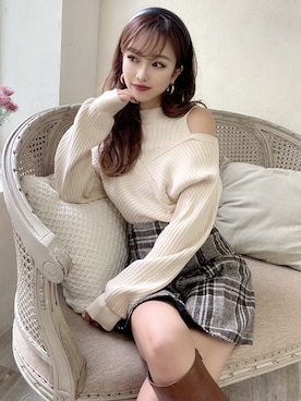 「アイテム（その他ヘアアクセサリー）」を使った、ERIKAさん（レディース・157cm）の秋コーディネート