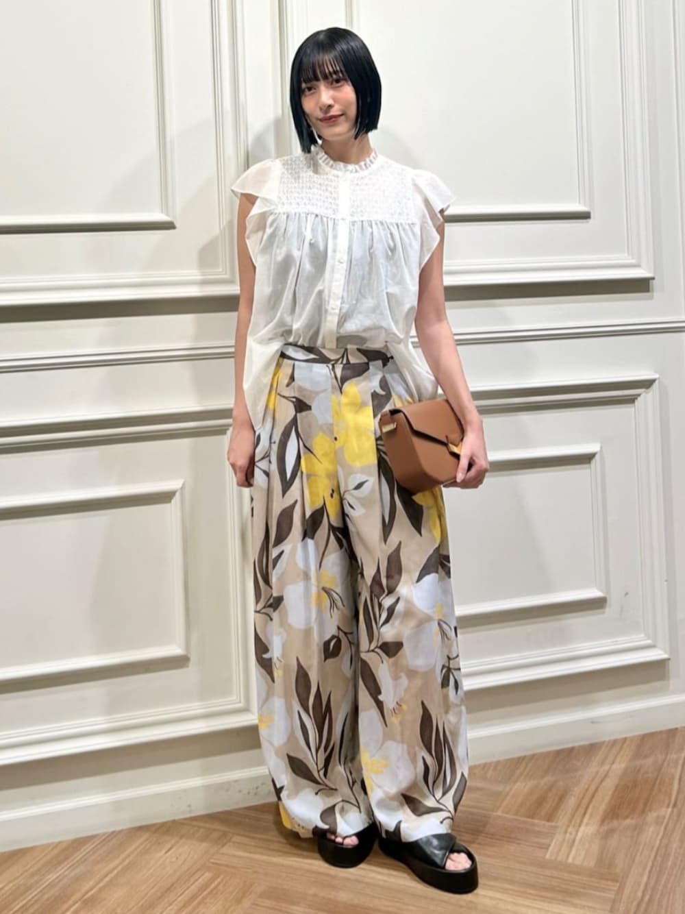 Ballsey カラミ フリルスリーブブラウス