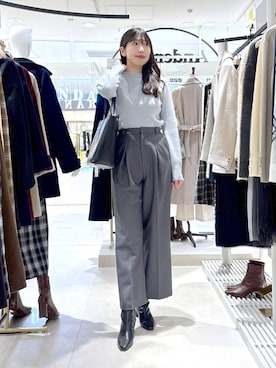 「デート/ロマンティック」｜「アイテム（トートバッグ）」を使った、andemiu_mizukiさん（レディース・170cm）の秋コーディネート