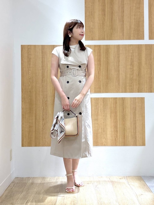 Andemiu　アンデミュウ 　オーバーシアードレスコート　新品 楽天市場】【SALE／10%OFF】フロントZIPカットワンピース