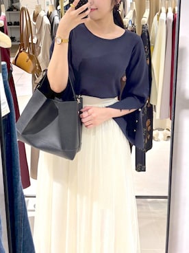 「アイテム（バレッタ/ヘアクリップ）」を使った、andemiu_mizukiさん（レディース・170cm）の秋コーディネート