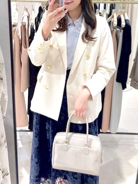 「アイテム（ボストンバッグ、グレー系）」を使った、andemiu_mizukiさん（レディース・170cm）の春コーディネート