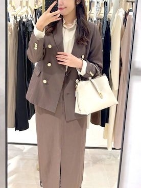 「アイテム（テーラードジャケット）」を使った、andemiu_mizukiさん（レディース・170cm）の秋コーディネート