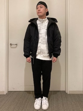 「AVIREX（アヴィレックス）のアイテム（スウェット）」を使った、hryk1998さん（メンズ・167cm）の秋コーディネート