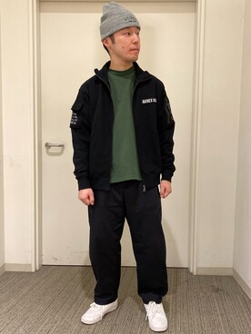 「AVIREX（アヴィレックス）のアイテム（ニットキャップ/ビーニー）」を使った、hryk1998さん（メンズ・167cm）の秋コーディネート