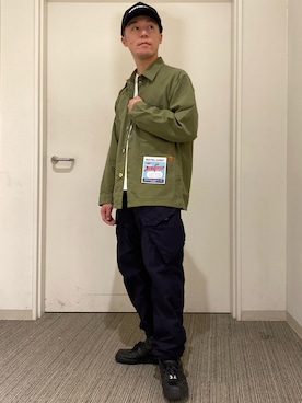 「AVIREX（アヴィレックス）のアイテム（カバーオール）」を使った、hryk1998さん（メンズ・167cm）の冬コーディネート