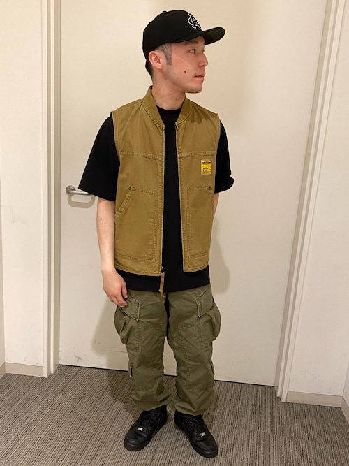 EMBROIDERED SUKA 半袖Tシャツ