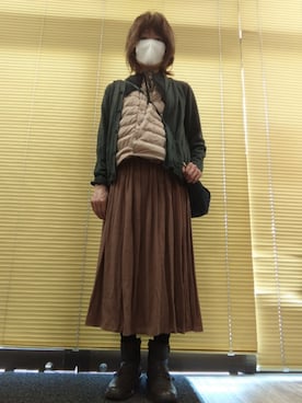 「無印良品（ムジルシリョウヒン）のアイテム（ベスト、ベージュ系）」を使った、 可奈さん（レディース・164cm）の春コーディネート
