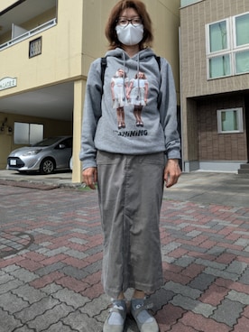 「BIRKENSTOCK（ビルケンシュトック）のアイテム（パンプス、グレー系）」を使った、 可奈さん（レディース・164cm）の春コーディネート