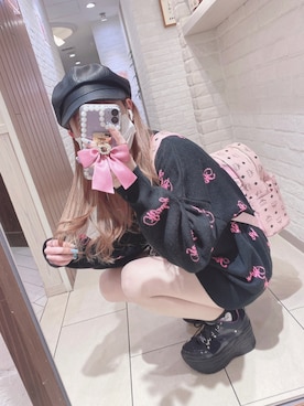 「Maison de FLEUR（メゾンドフルール）のアイテム（スマホケース/カバー）」を使った、𝕞𝕚𝕜𝕦さん（レディース・150cm）の秋コーディネート