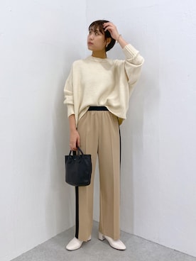 「PAPILLONNER（パピヨネ）のアイテム（シューズ）」を使った、EBINAさん（レディース・166cm）の秋コーディネート