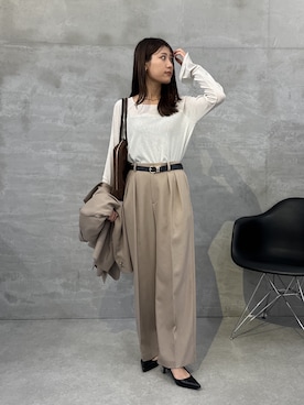 「PAPILLONNER（パピヨネ）のアイテム」を使った、EBINAさん（レディース・166cm）の秋コーディネート