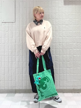 「アイテム（キーホルダー）」を使った、ふしみさん（レディース・159cm）の秋コーディネート