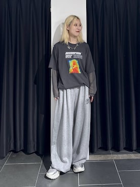 「PBLIM（ページボーイリム）のアイテム（スウェットパンツ）」を使った、みはるんさん（レディース・160cm）の秋コーディネート