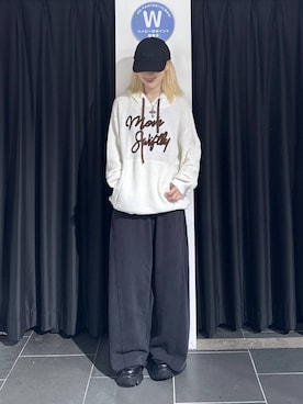 「PAGEBOY（ページボーイ）のサイドタックルーズウラケパンツ/イージーパンツ【4color・2size】（スウェットパンツ）」を使った、みはるんさん（レディース・160cm）の秋コーディネート