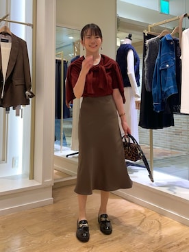 「アイテム（ローファー）」を使った、onoさん（レディース・157cm）の秋コーディネート