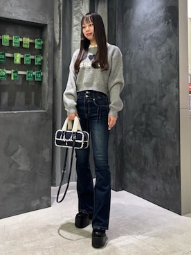 「EMODA（エモダ）のアイテム（ハンドバッグ）」を使った、山下綾子さん（レディース・160cm）の秋コーディネート