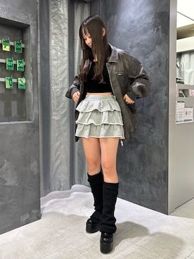 「アイテム（レッグウォーマー）」を使った、山下綾子さん（レディース・160cm）の秋コーディネート