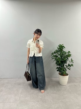 「mystic（ミスティック）の《＠___s_m17 セレクト/IVO》【WEB限定NVY/新色PNK】 シャーリングシェイプシャツ（シャツ/ブラウス）」を使った、nozomiiisaka123さん（レディース・154cm）の春コーディネート