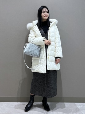 「アイテム（ジャンパースカート）」を使った、かんちゃんさん（レディース・165cm・20代）の冬コーディネート