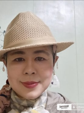 「アイテム（帽子）」を使った、つっしーさん（レディース・167cm・40代）の春コーディネート