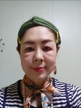 「アイテム（ヘアバンド）」を使った、つっしーさん（レディース・167cm・40代）の夏コーディネート
