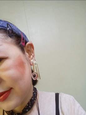 「アイテム（イヤリング（片耳用））」を使った、つっしーさん（レディース・167cm・40代）の夏コーディネート