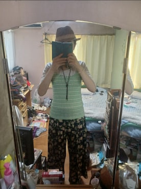 「アイテム（キャミソール、グリーン系）」を使った、つっしーさん（レディース・167cm）の夏コーディネート