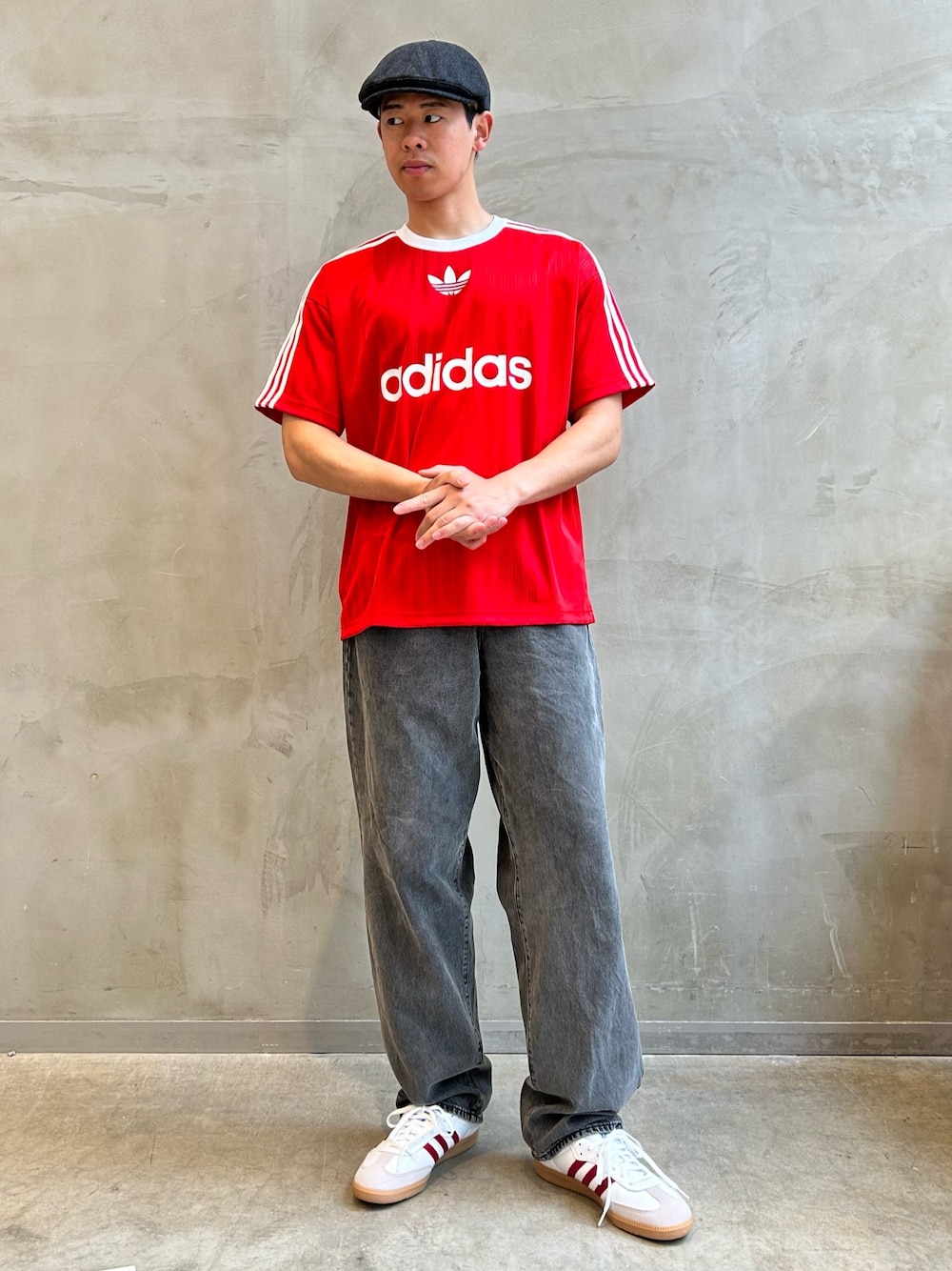 ADIDAS Tシャツ Sサイズ アディカラー ゆったり 半袖 希少黒 夏コーデ M】 ADIDAS Tシャツ アディカラー ゆったり 半袖 希少黒 希少