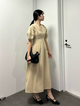 「LAGUNAMOON（ラグナムーン）のコクーンZIPワンピース（ワンピース、ベージュ系）」を使った、YUKA OTAさん（レディース・165cm）の冬コーディネート