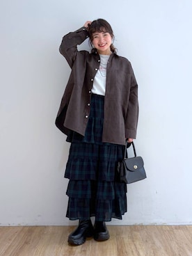 「アイテム（バレッタ/ヘアクリップ、シルバー系）」を使った、and.youさん（レディース・157cm）の秋コーディネート