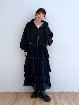 「アイテム（バレッタ/ヘアクリップ、シルバー系）」を使った、and.youさん（レディース・157cm）の秋コーディネート