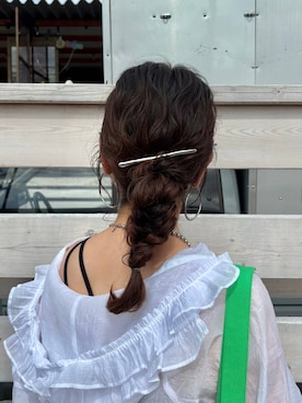 「アイテム（バレッタ/ヘアクリップ、シルバー系）」を使った、and.youさん（レディース・157cm）の秋コーディネート
