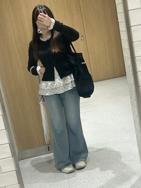「アイテム（長傘、ホワイト系）」を使った、ぶるーむ🌷さん（レディース・153cm）の秋コーディネート